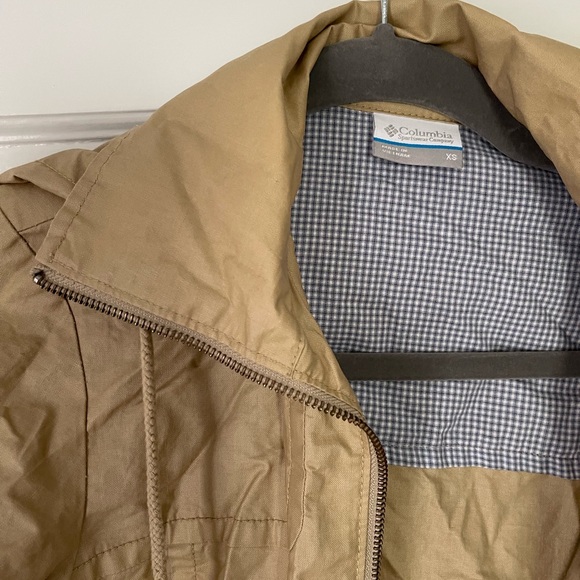 Columbia waxed cotton raincoat. Size XS. EUC. - Picture 2 of 3